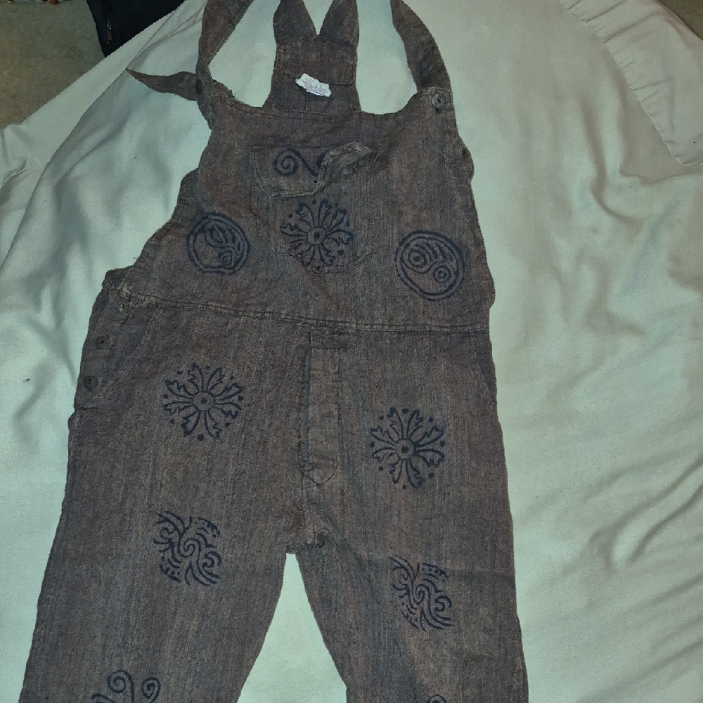 Stylish Brown Jumpsuit with Black Patterns